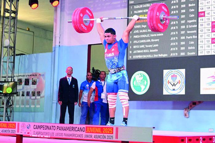 Pesista De la Rosa regala décimo oro a Cuba en Asunción 2025