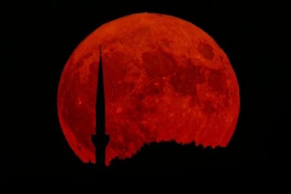 Luna de sangre: el eclipse total que América Latina no podrá ver