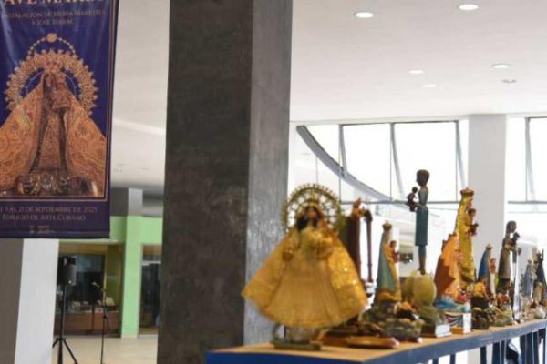 Desde México muestra “Mujeres de la isla” y un reflejo de las cubanas