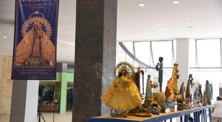 Desde México muestra “Mujeres de la isla” y un reflejo de las cubanas