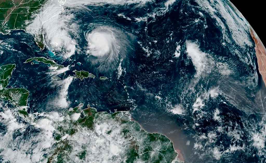 Huracán Humberto y tormenta tropical Imelda activos en el Atlántico