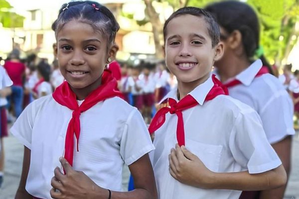 Regreso a las aulas en Camagüey despierta expectativas y entusiasmo estudiantil