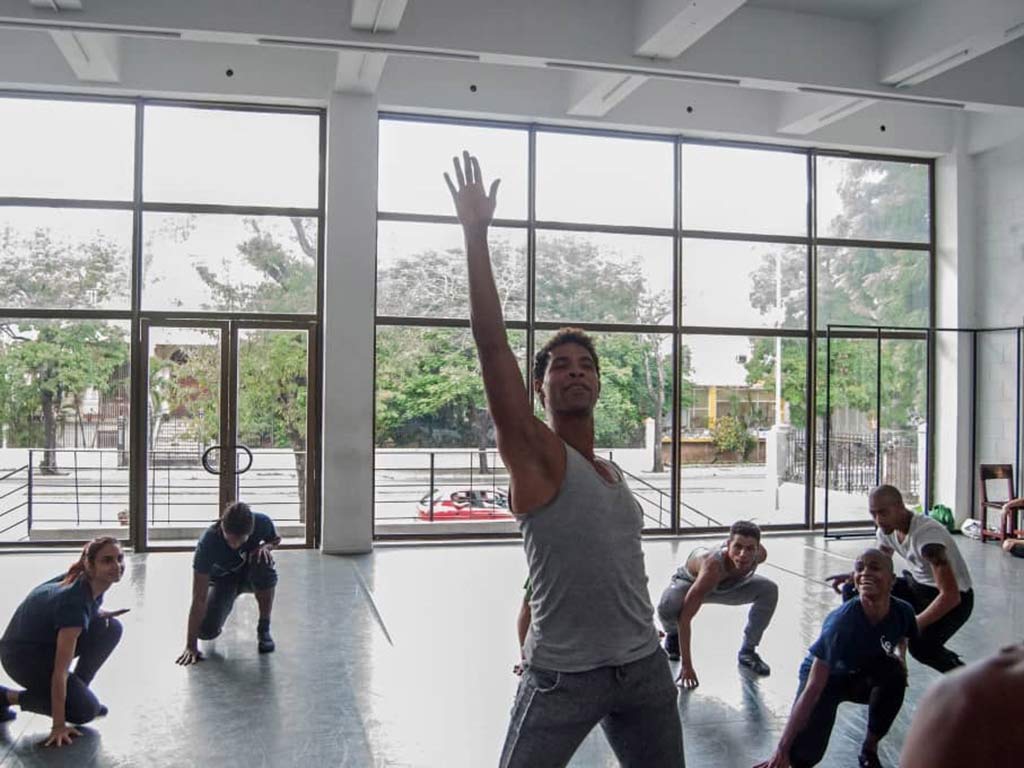 Acosta Danza celebra una década de vida para orgullo de su fundador