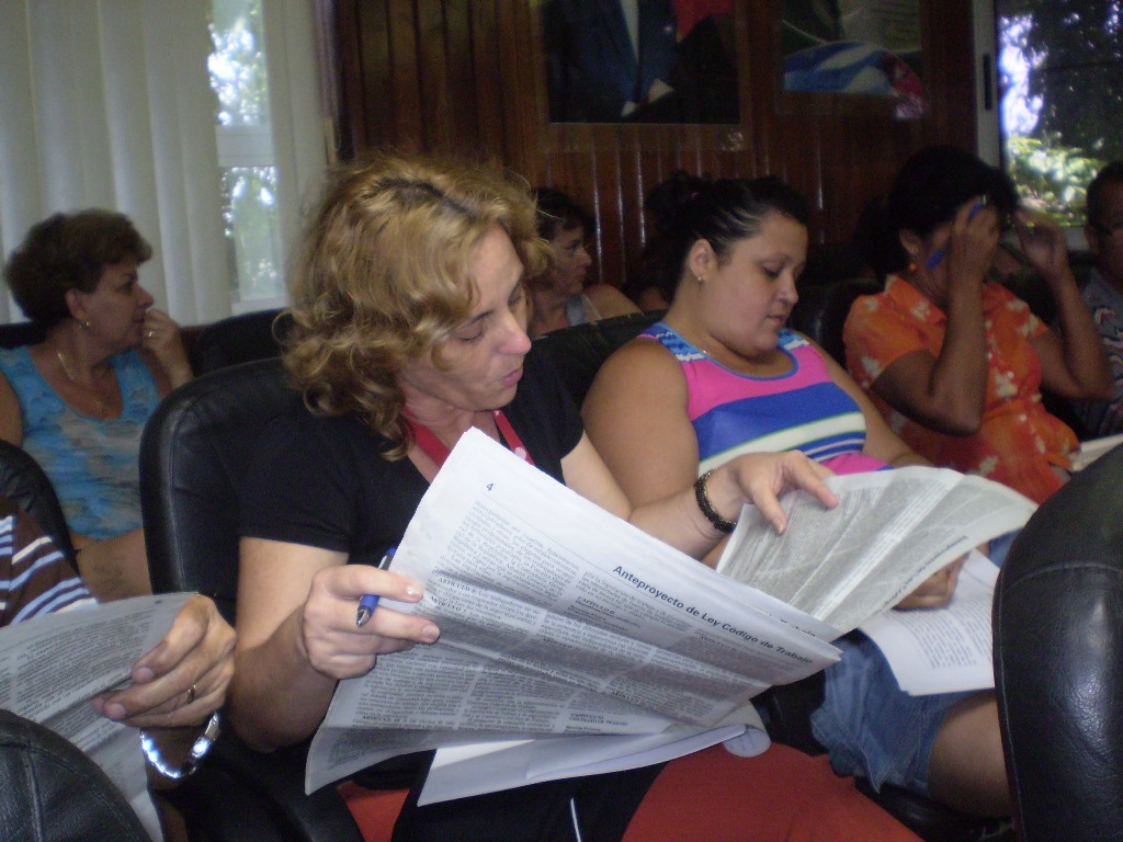 Sindicatos en Camagüey preparan a trabajadores para consulta popular del Código de Trabajo
