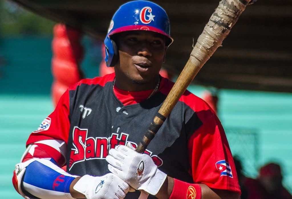 Avispas extienden su racha triunfal en el béisbol cubano (+ Tabla)