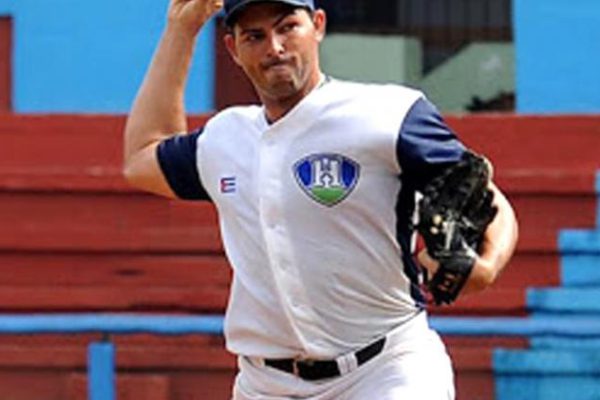 Wilson Paredes, entre los grandes del pitcheo holguinero