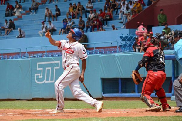 Hoy se enfrentan Toros y Avispas en jornada beisbolera