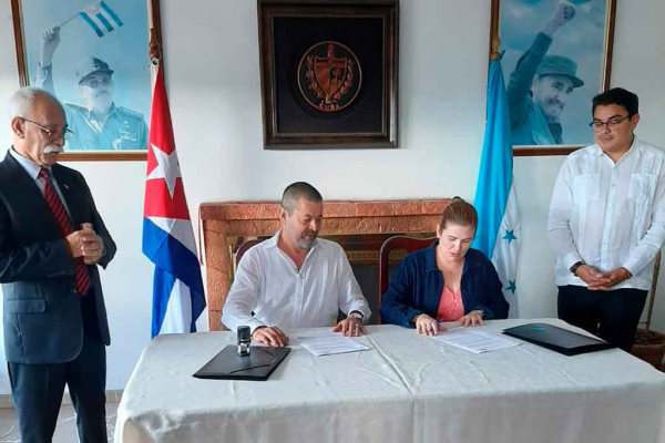 Suscriben Cuba y Honduras convenio de colaboración cinematográfica