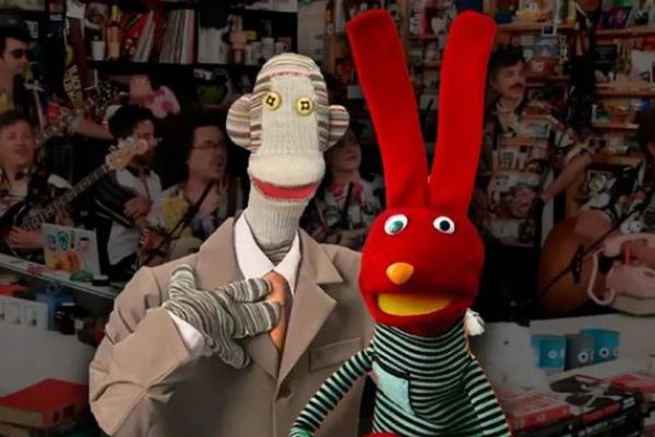 Títeres latinos en el Tiny Desk: sátira contra el poder