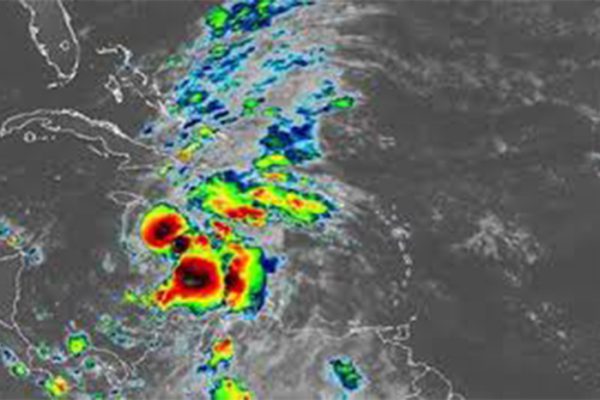 Tormenta tropical Melissa avanza lentamente en el Caribe