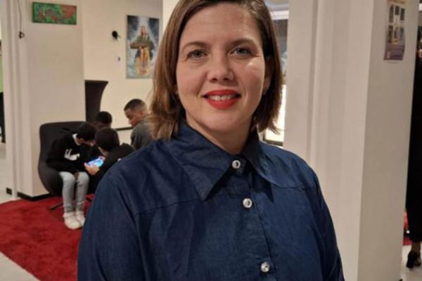 Cuba y Francia abordan cooperación para preservar patrimonio fílmico