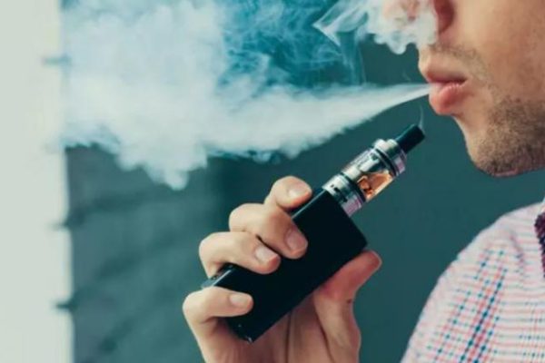 «Vapeo» en jóvenes amenaza la lucha contra el tabaquismo