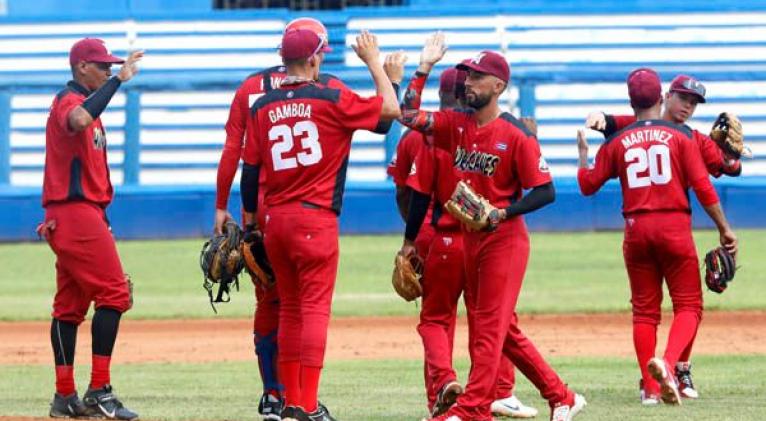 Terremoto en la cima de la Serie Nacional: caen los punteros
