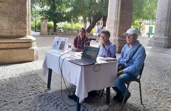 Sábado del Libro presenta dos necesarias obras de Alina Perera (+ Fotos)