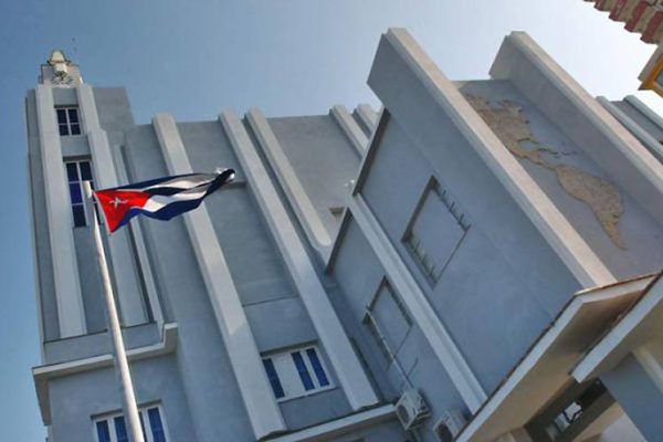 Estados Unidos, latinidad y geografías humanas guían coloquio en Cuba