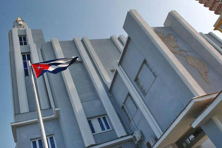 Estados Unidos, latinidad y geografías humanas guían coloquio en Cuba