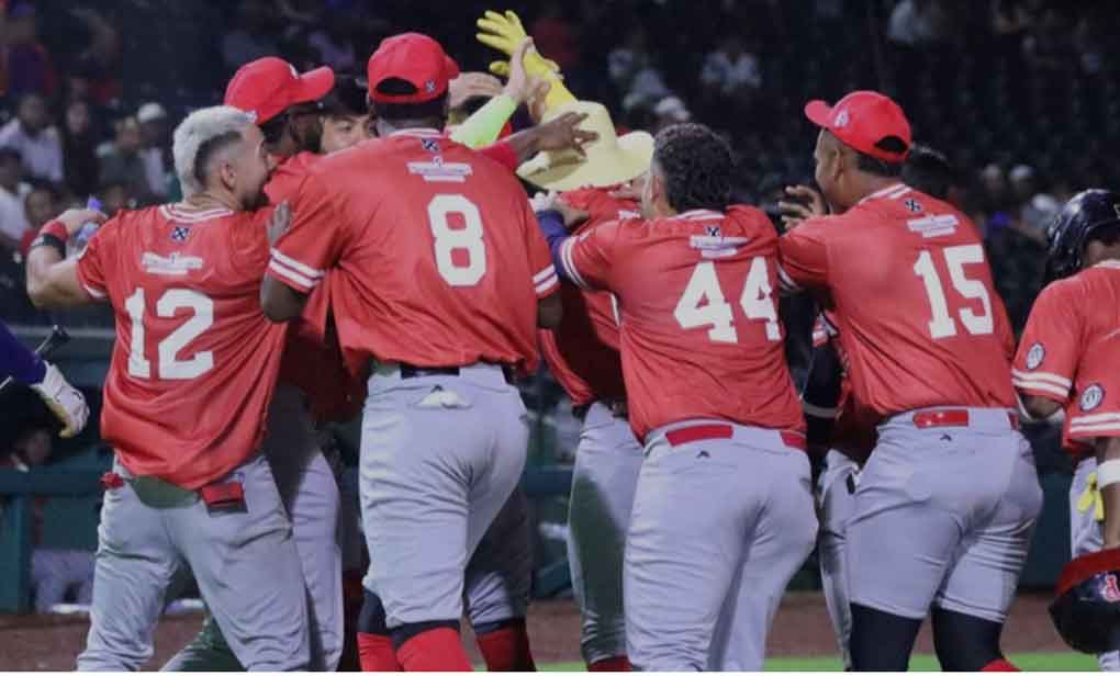 Cuba sigue invicto en Premundial de Béisbol sub 23 (+ Fotos)