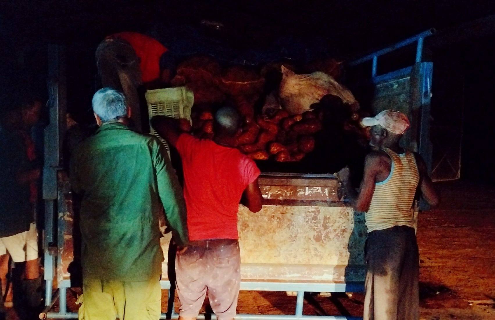 Solidaridad de Camagüey llegó a Santiago (+ Fotos)