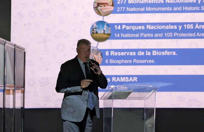 Ministro de turismo de Cuba fortalece lazos con Canadá