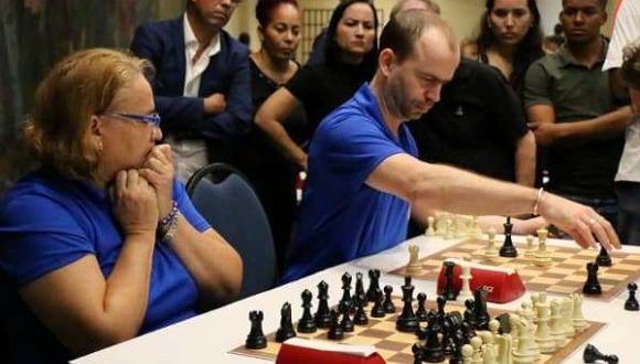 Anuncian segundo torneo cubano de ajedrez Blitz para parejas mixtas