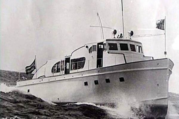 En boga a la victoria el yate Granma