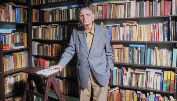 Falleció Julio Travieso Serrano, Premio Nacional de Literatura 2021