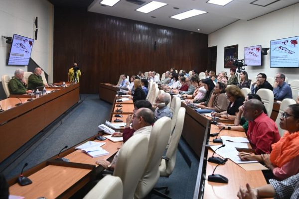 Evaluaron acciones frente al avance del chikungunya en Cuba