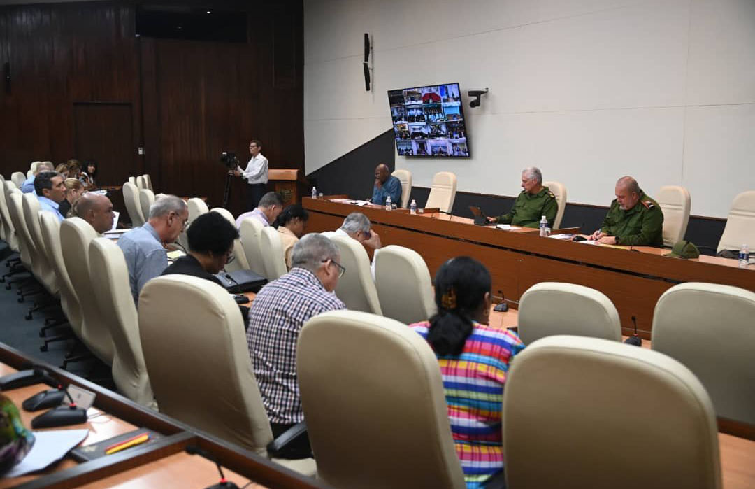 Encabezó Díaz-Canel reunión sobre recuperación en oriente (+ Fotos)