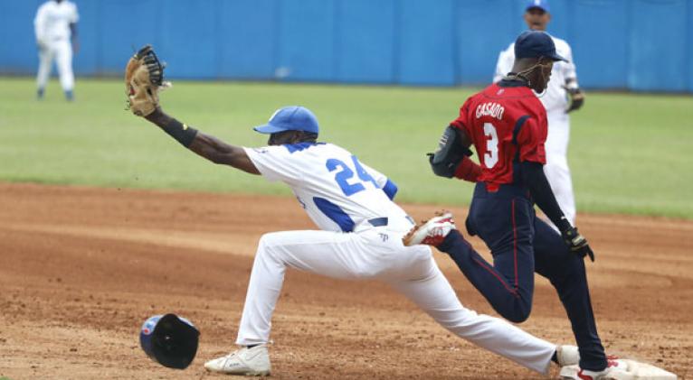 ¿Jugador impropio? inadmisible en la 64 Serie Nacional de Beisbol