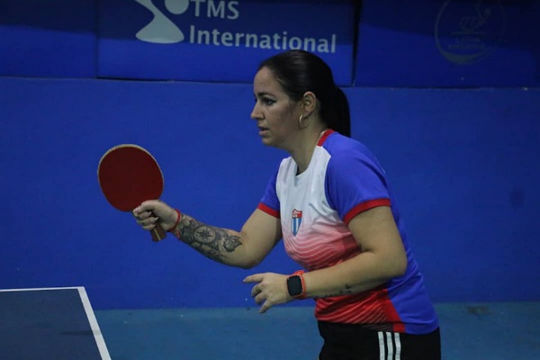 Tenimesistas cubanos aspiran al podio en lid sordolímpica