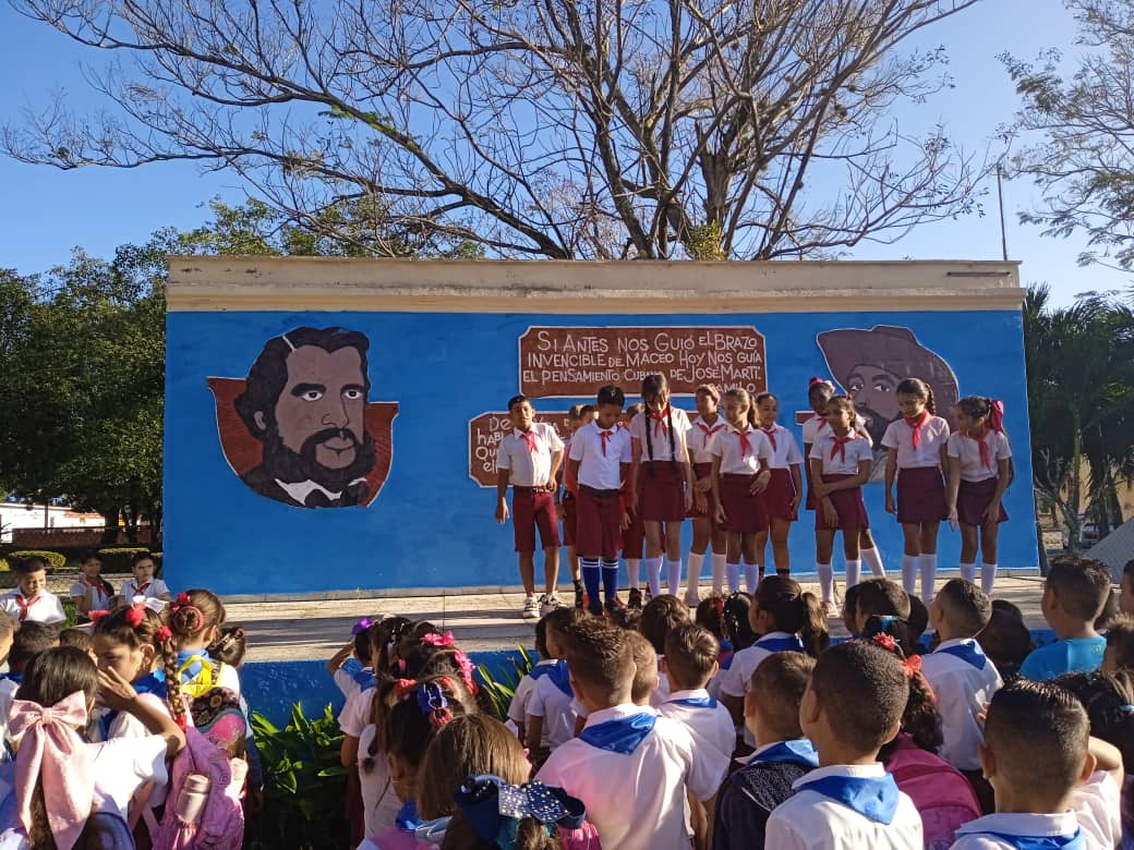 Cuarteles convertidos en escuelas