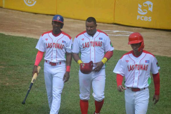Leñadores por asaltar la cima de la Serie Nacional de Béisbol