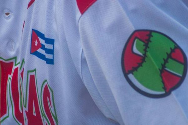 Las Tunas conserva liderazgo pese a derrota en béisbol cubano