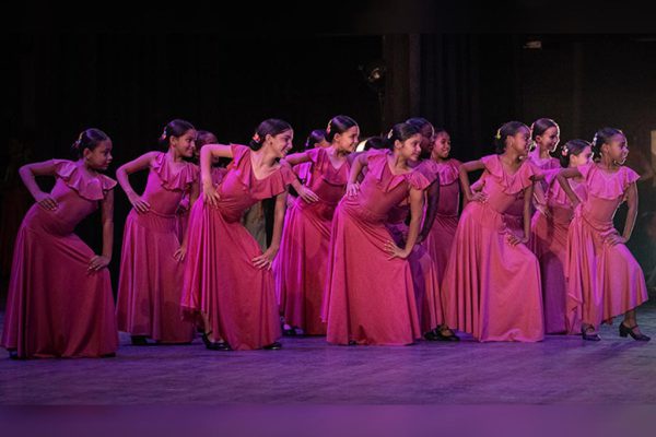 Lizt Alfonso Dance Cuba cierra 2025 bailando con todos