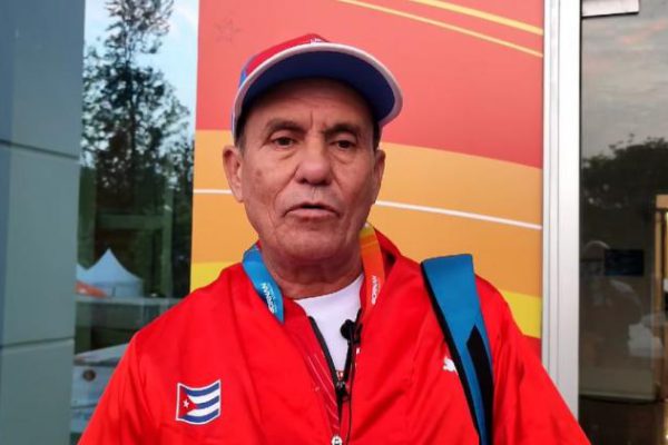 Acebal, otra función, misma entrega