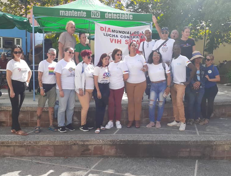 Educación y solidaridad contra el VIH/Sida en la Plaza del Gallo, Camagüey (+ Fotos)