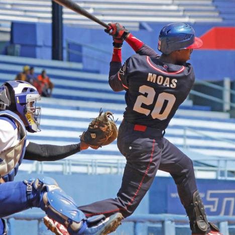 Primera victoria sobre cazadores artemiseños