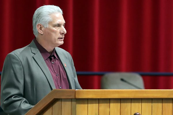 Díaz-Canel en la Asamblea Nacional: La Patria no se rinde