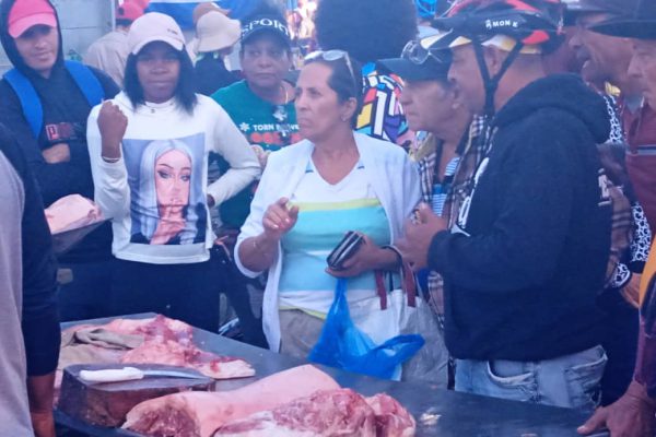 Exitosa feria comercial despidió el 2025 en Camagüey (+ Fotos)