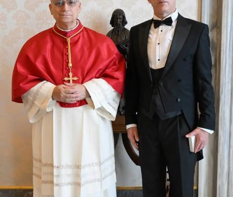 El Papa León XIV recibe las cartas credenciales del embajador cubano