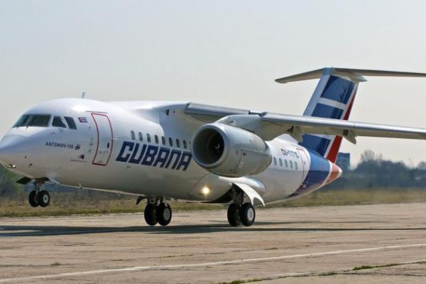 Anuncia Cubana de Aviación ajustes en rutas nacionales