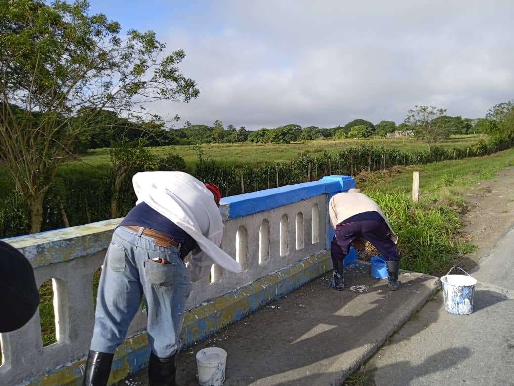 Mejoran tramos en Camagüey de la Carretera Central (+ Fotos)