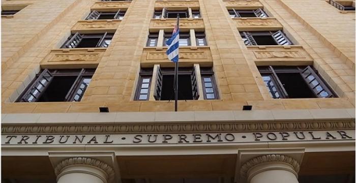 Notifican sentencias a Alejandro Gil Fernández