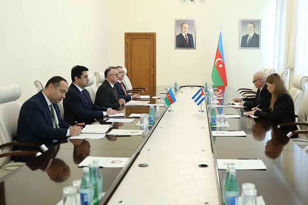 Azerbaiyán y Cuba analizan la cooperación en el ámbito de la salud