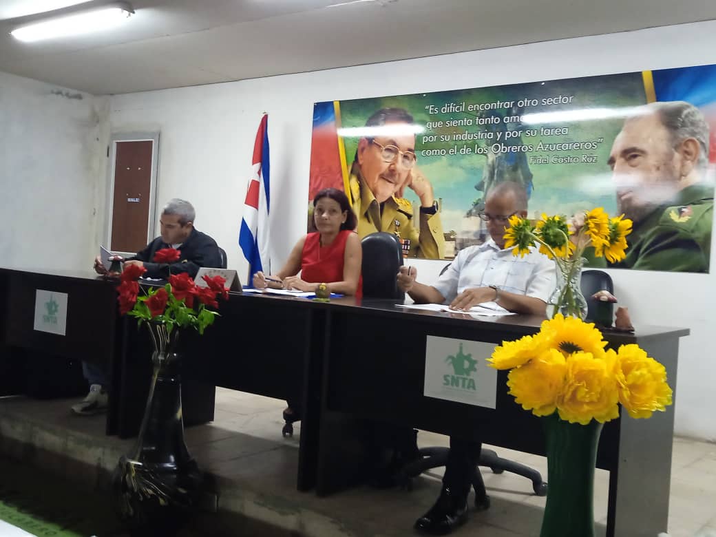 Transportistas de Camagüey por garantizar mayor movilidad escolar (+ Fotos)