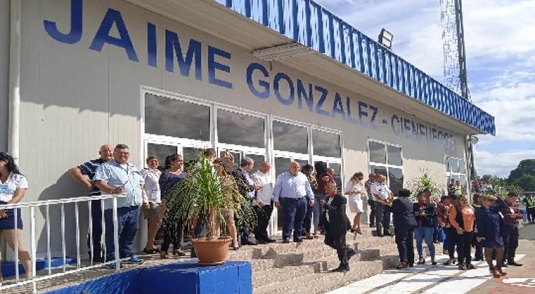 Reanudan vuelos turísticos internacionales por provincia cubana