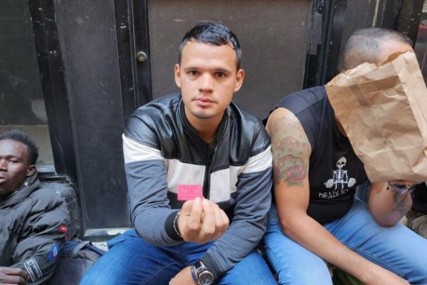 Informe revela que ICE entró en albergues de Nueva York sin orden judicial