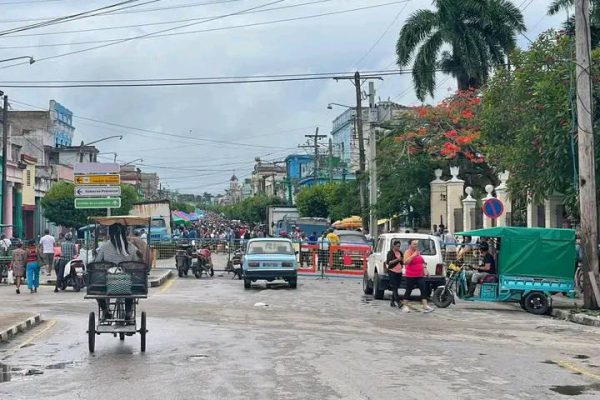 Feria comercial para despedir el 2025