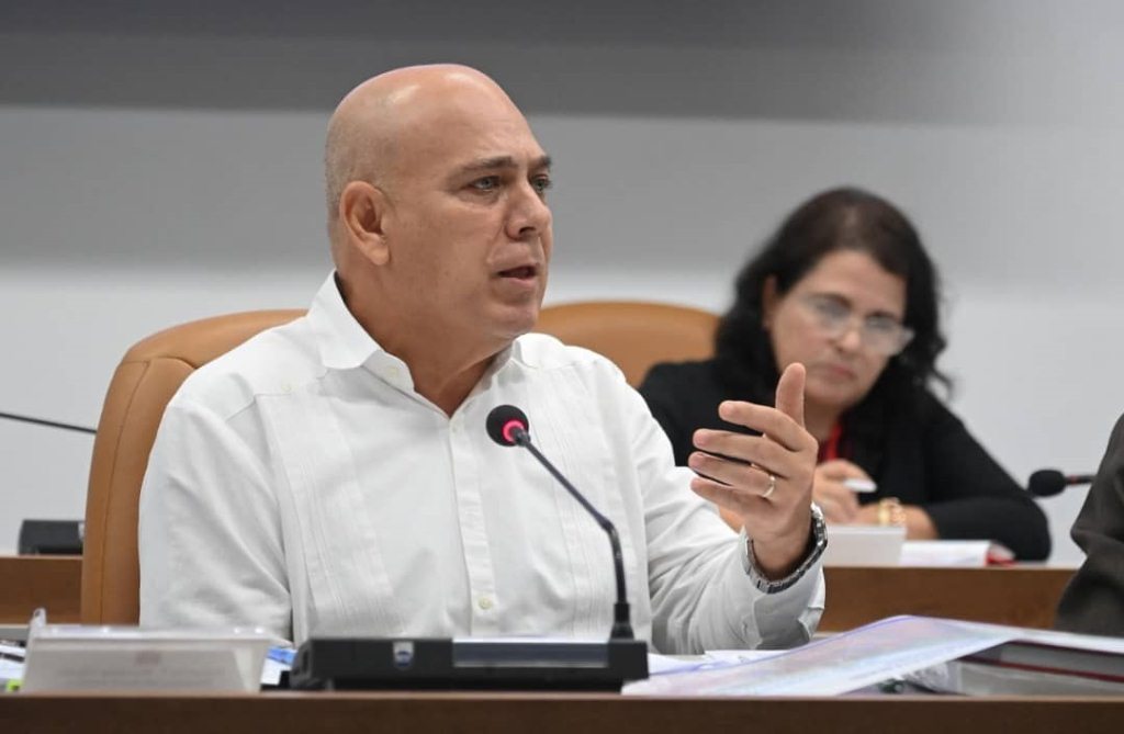 Buró Político cubano ajusta programa del Pleno de Comité Central