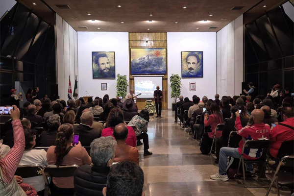 Cubanos y mexicanos rinden homenaje a Fidel Castro (+ Fotos)